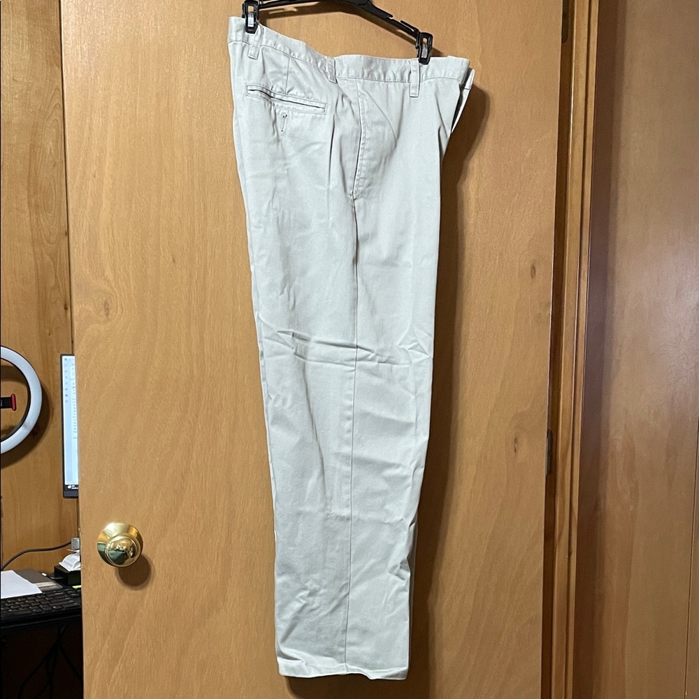 Men's Classic Cream Chinos